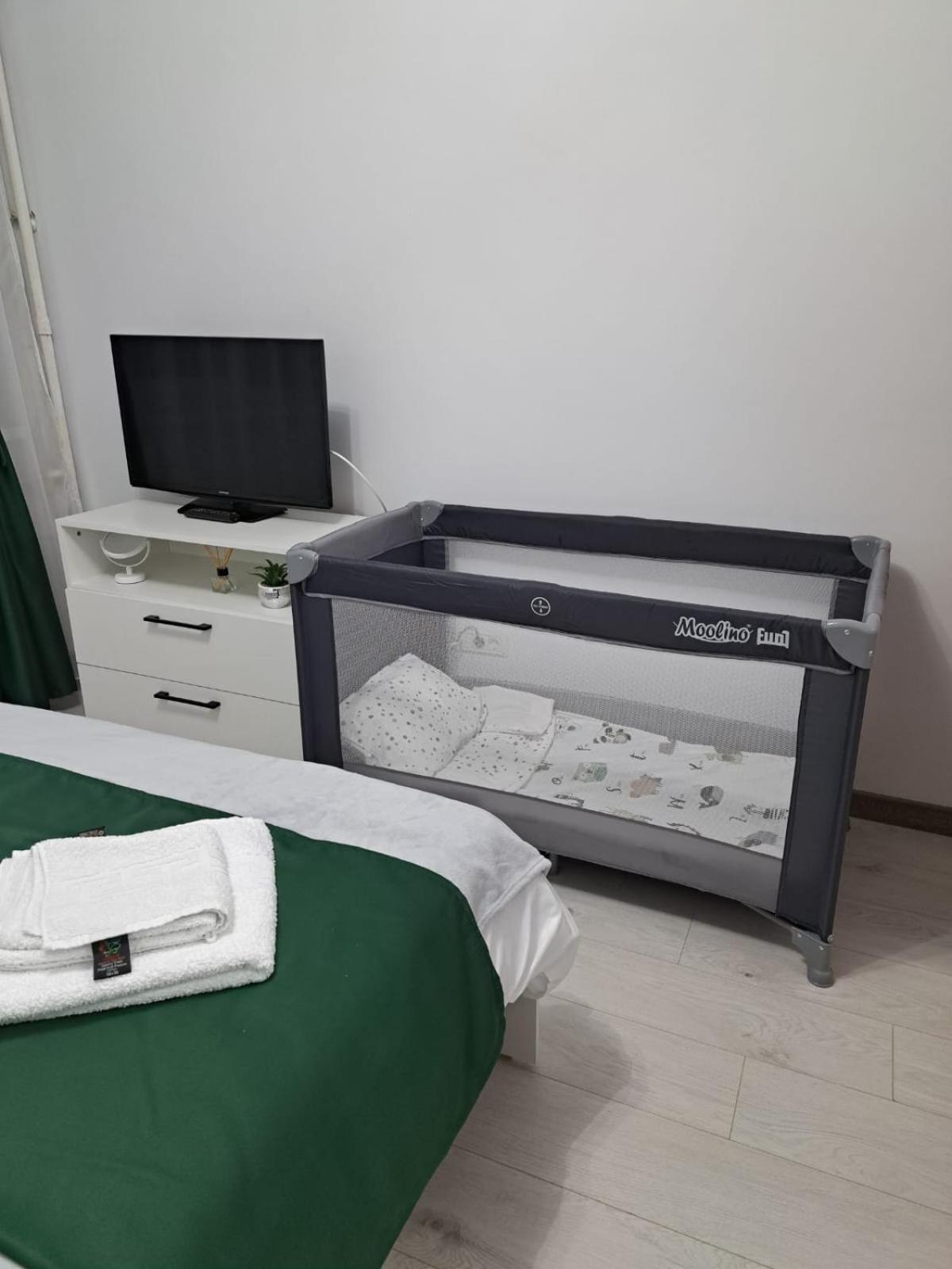 Mia Apartments Крайова Экстерьер фото